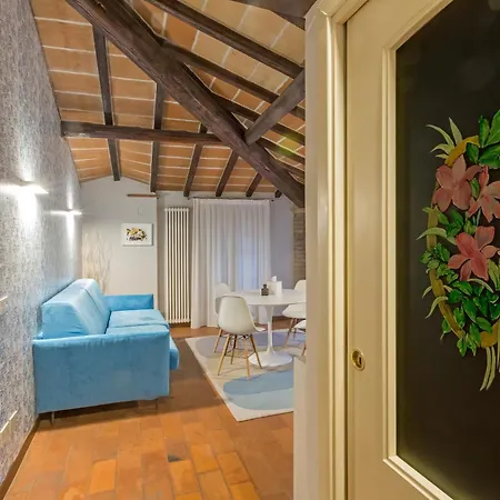 Oda ve Kahvaltı Del Feudo & Restaurant Castelvetro di Modena