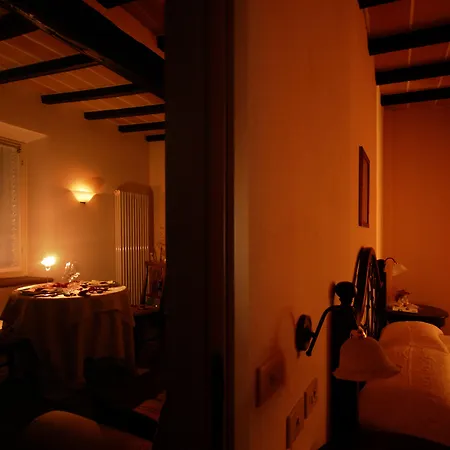 ベッド・アンド・ブレックファスト Del Feudo & Restaurant カステルヴェトロ・ディ・モーデナ