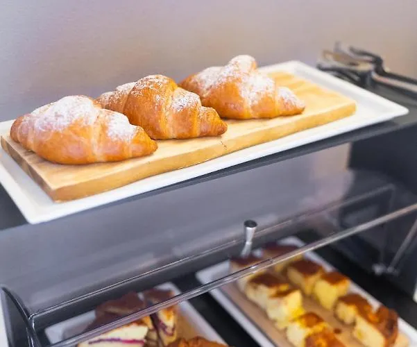 Del Feudo & Restaurant 카스텔베트로