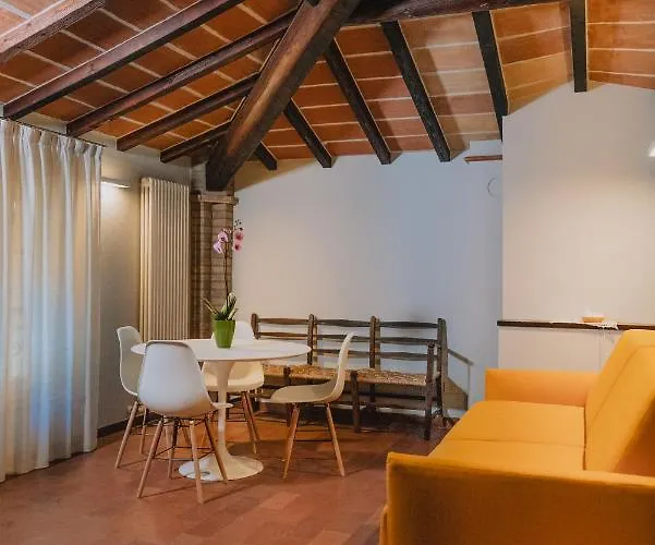 Del Feudo & Restaurant B&B 카스텔베트로