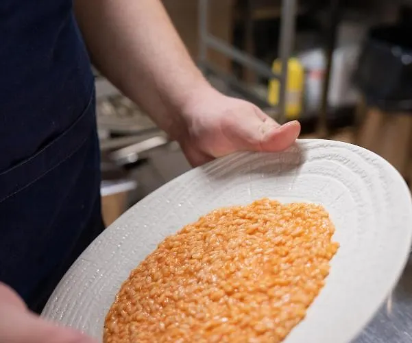 Del Feudo & Restaurant 4*